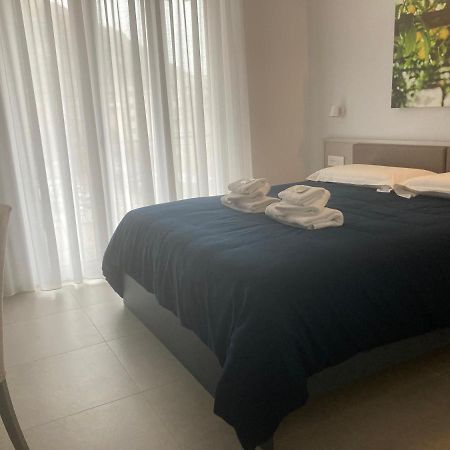 Divina Holiday - Rooms Maiori Luaran gambar
