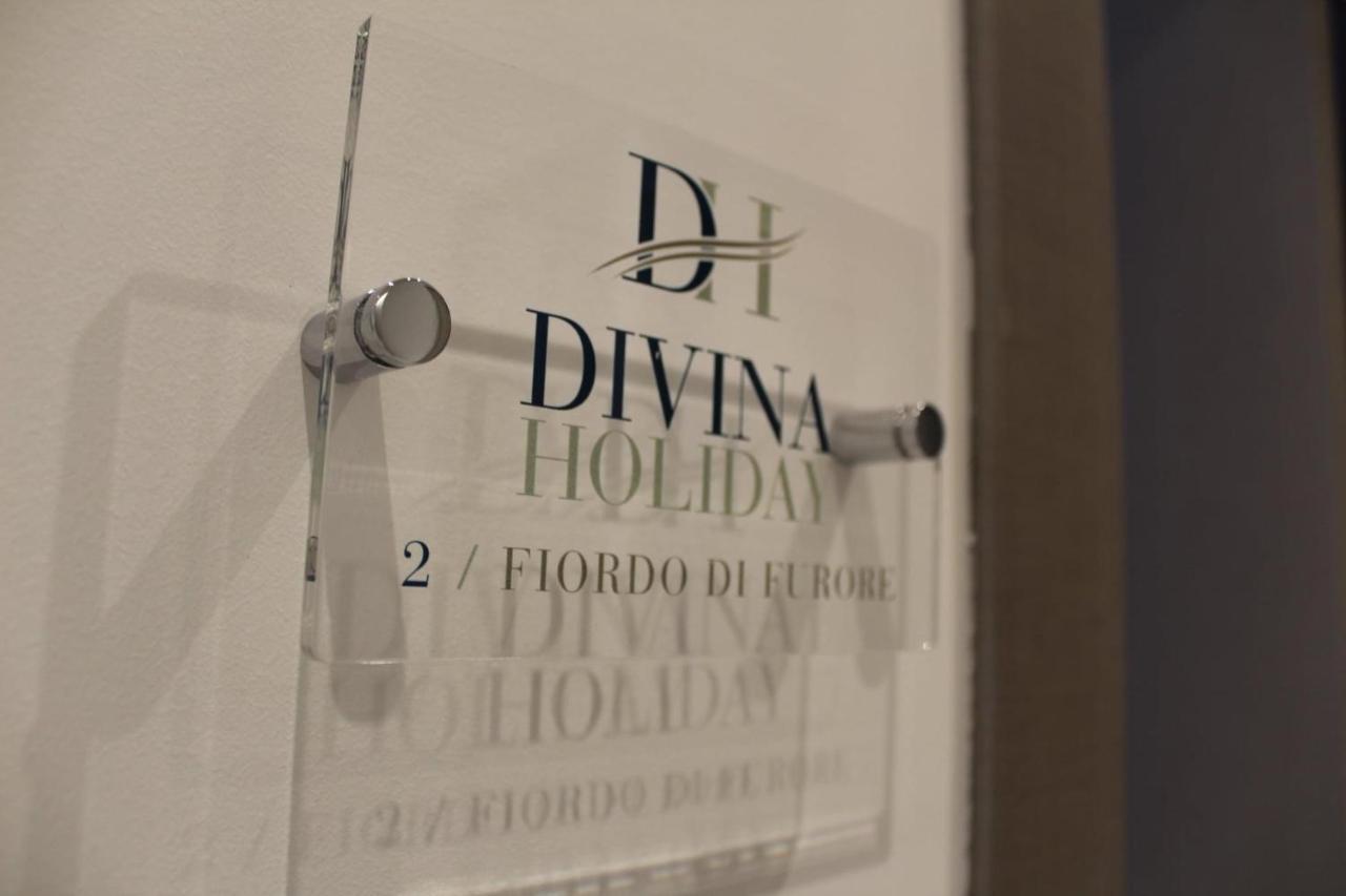 Divina Holiday - Rooms Maiori Luaran gambar