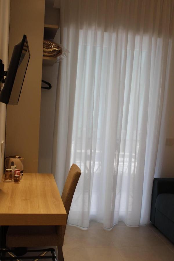 Divina Holiday - Rooms Maiori Luaran gambar