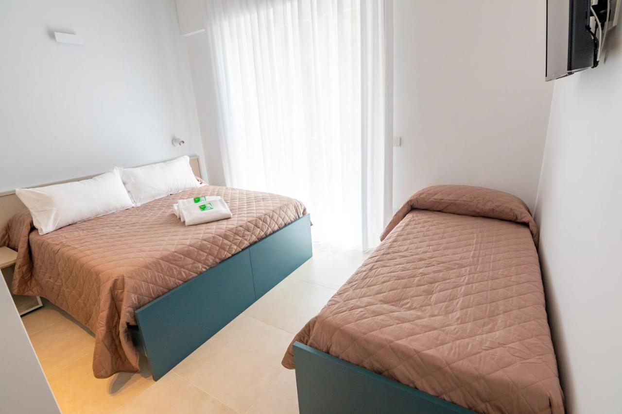 Divina Holiday - Rooms Maiori Luaran gambar