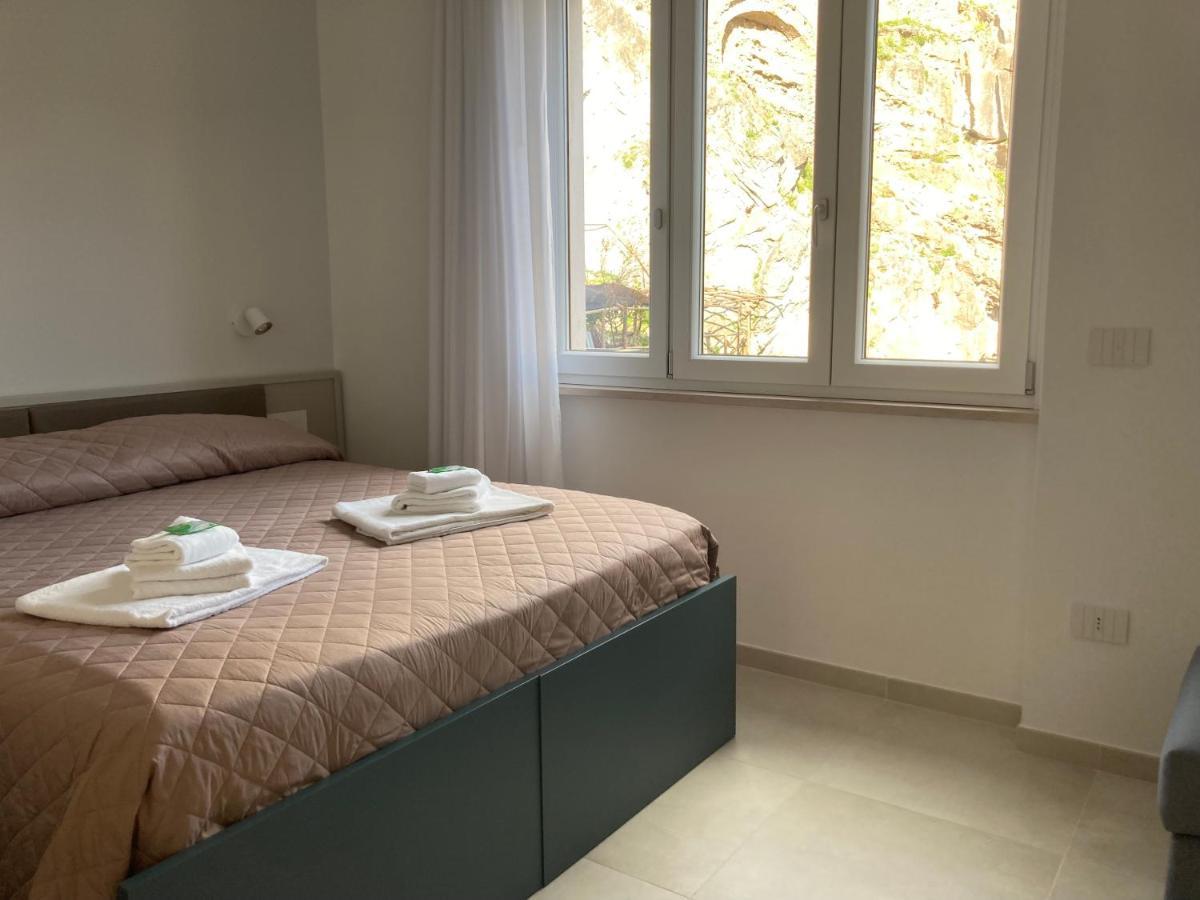Divina Holiday - Rooms Maiori Luaran gambar
