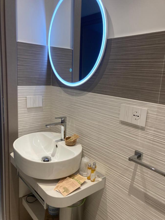 Divina Holiday - Rooms Maiori Luaran gambar